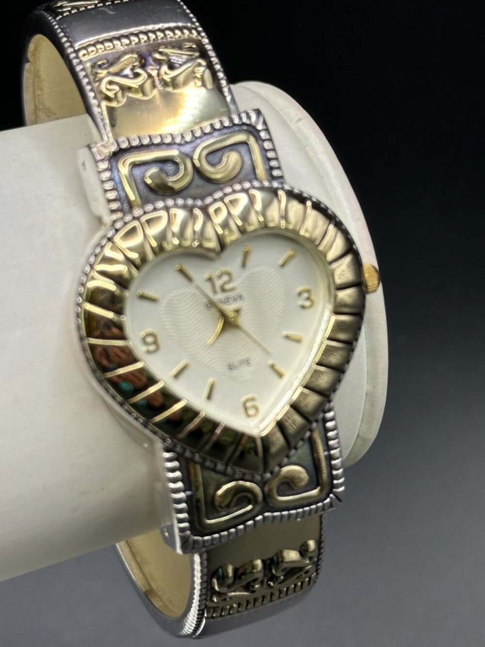 Geneva Elite Hinged Quartz Watch. New Battery - Picture 4 of 12